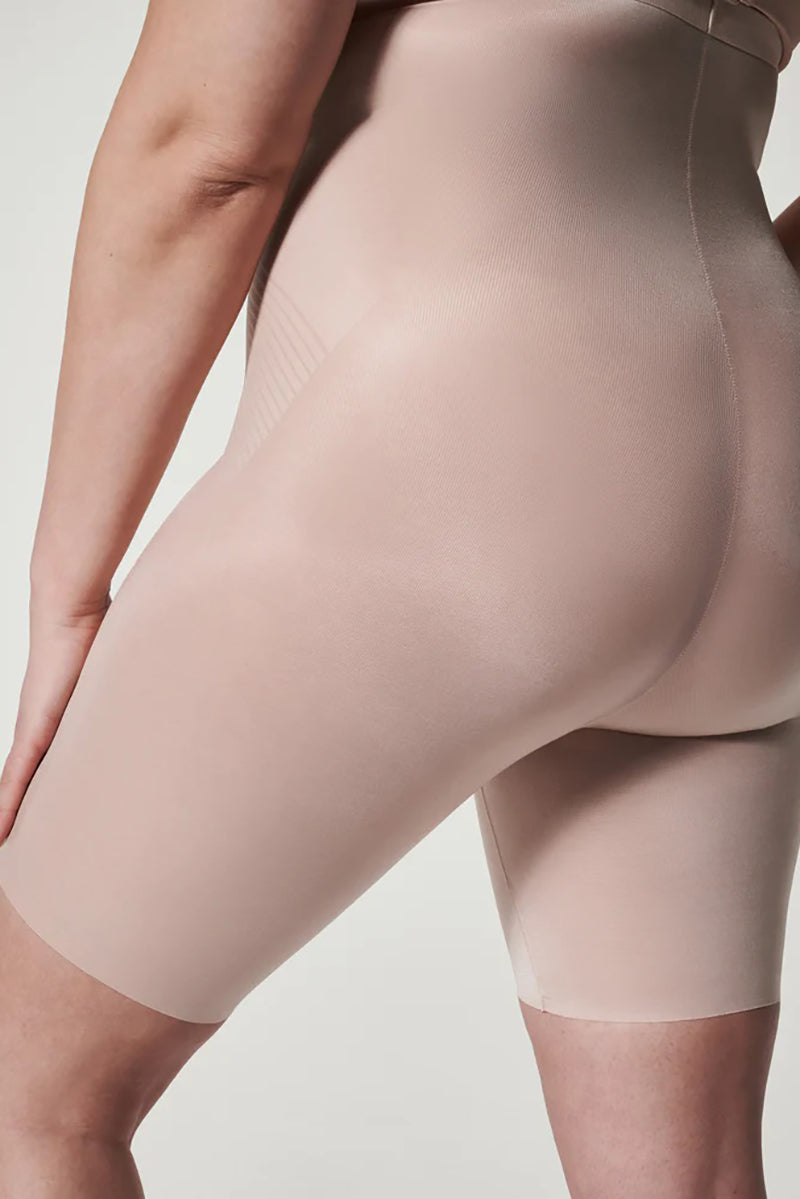 High waisted mid thigh short