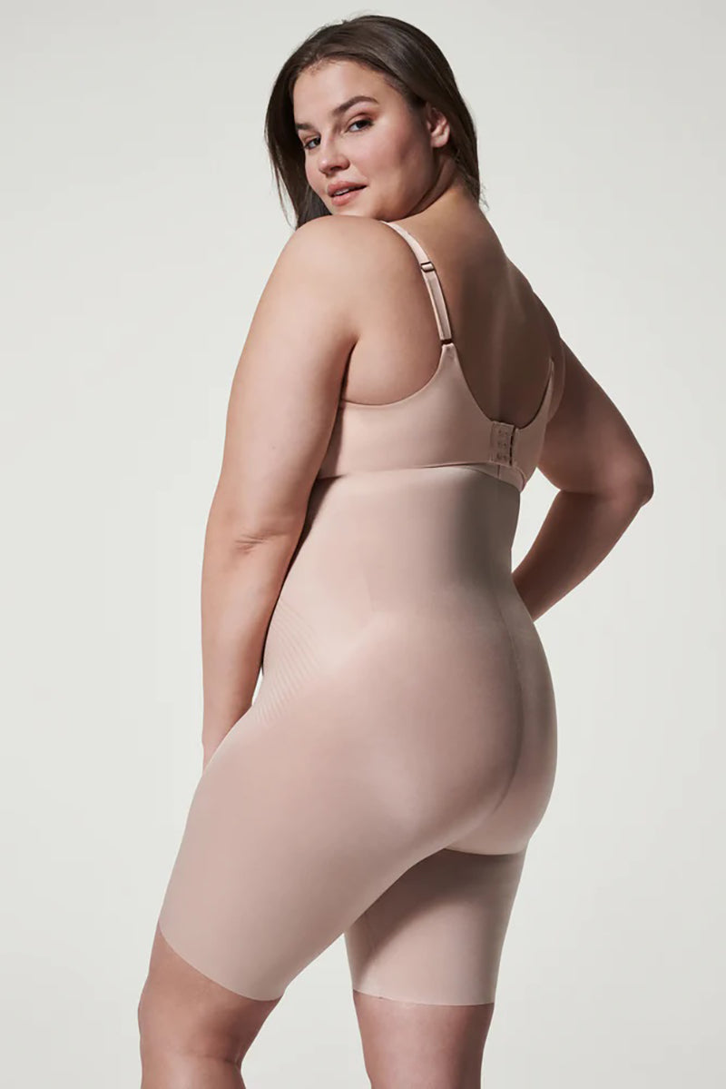 High waisted mid thigh short