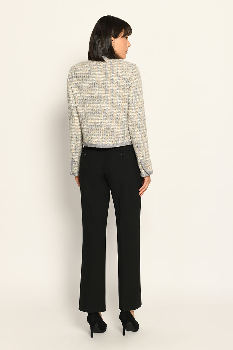 Short bouclé jacket in grey