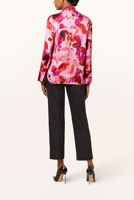 Blouse in floral print