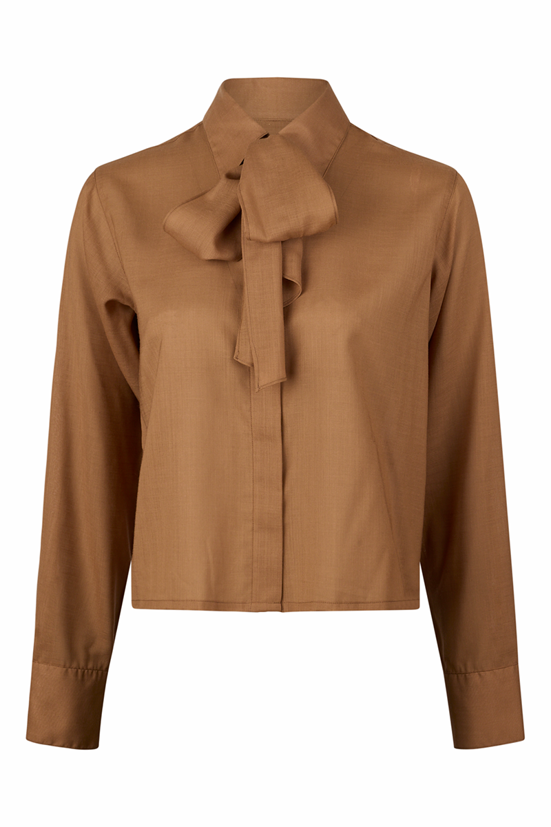 Meja Shirt