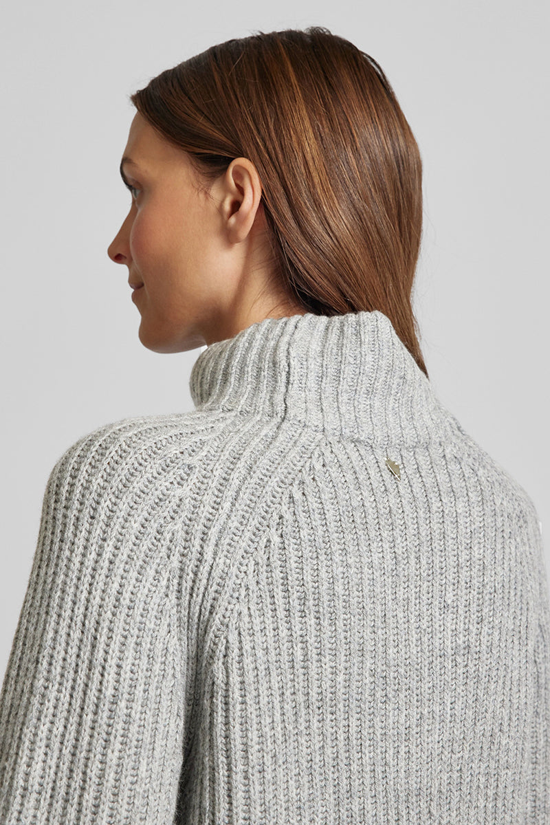 MMThyra Highneck Knit