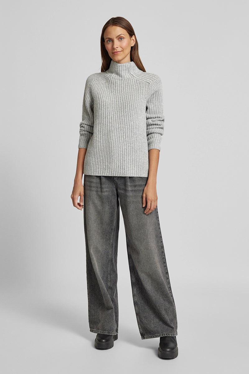 MMThyra Highneck Knit