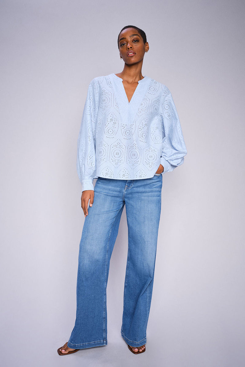 MMYen Sina Lace Blouse