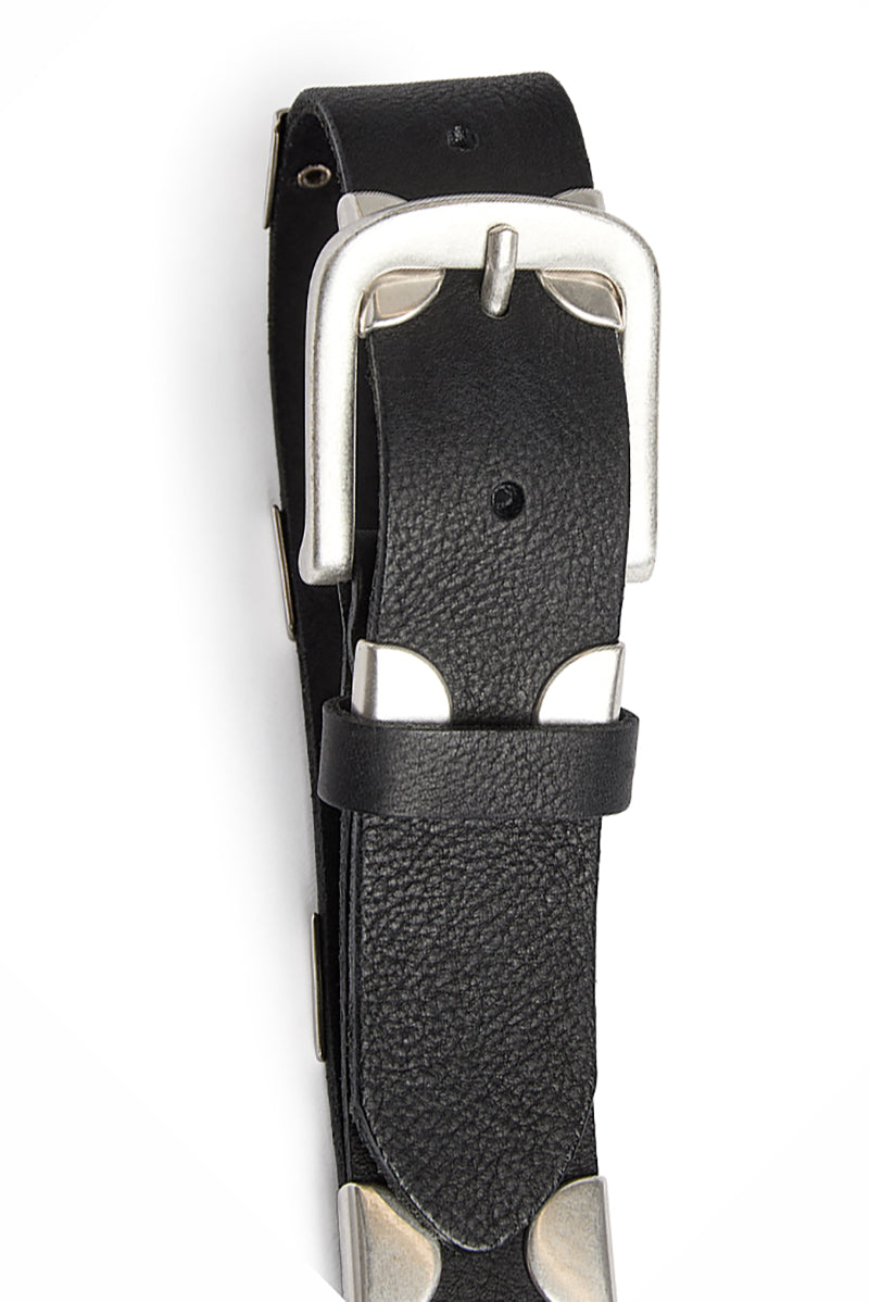 Belt w. studs