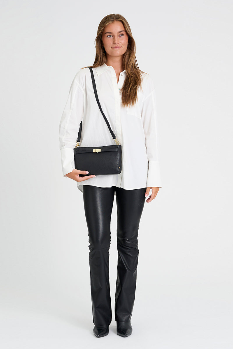 Recife Clutch