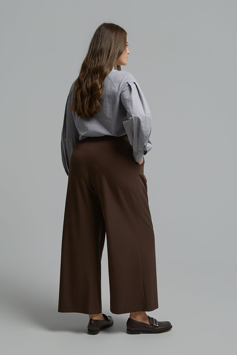 Wide leg trousers