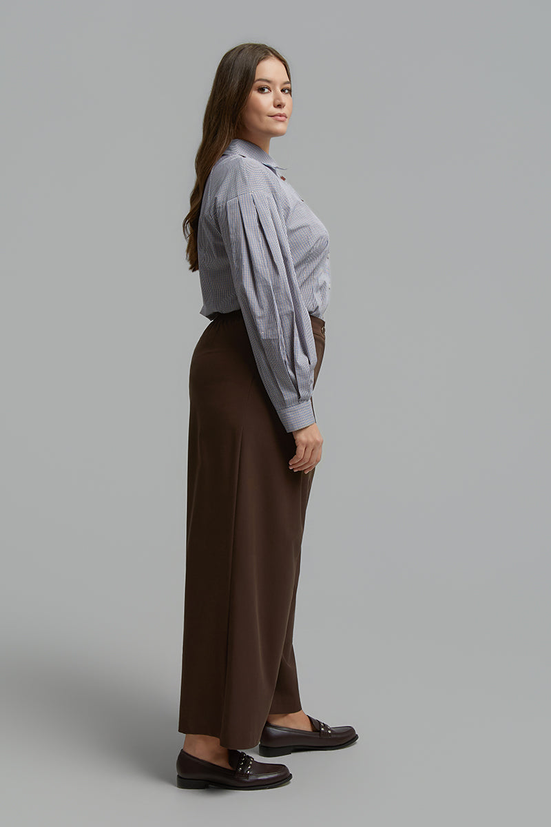Wide leg trousers