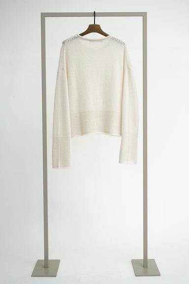 Round neck sweater