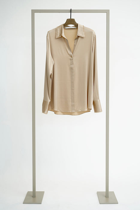 Shirt collar blouse