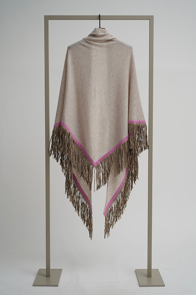 Triangle wool scarf
