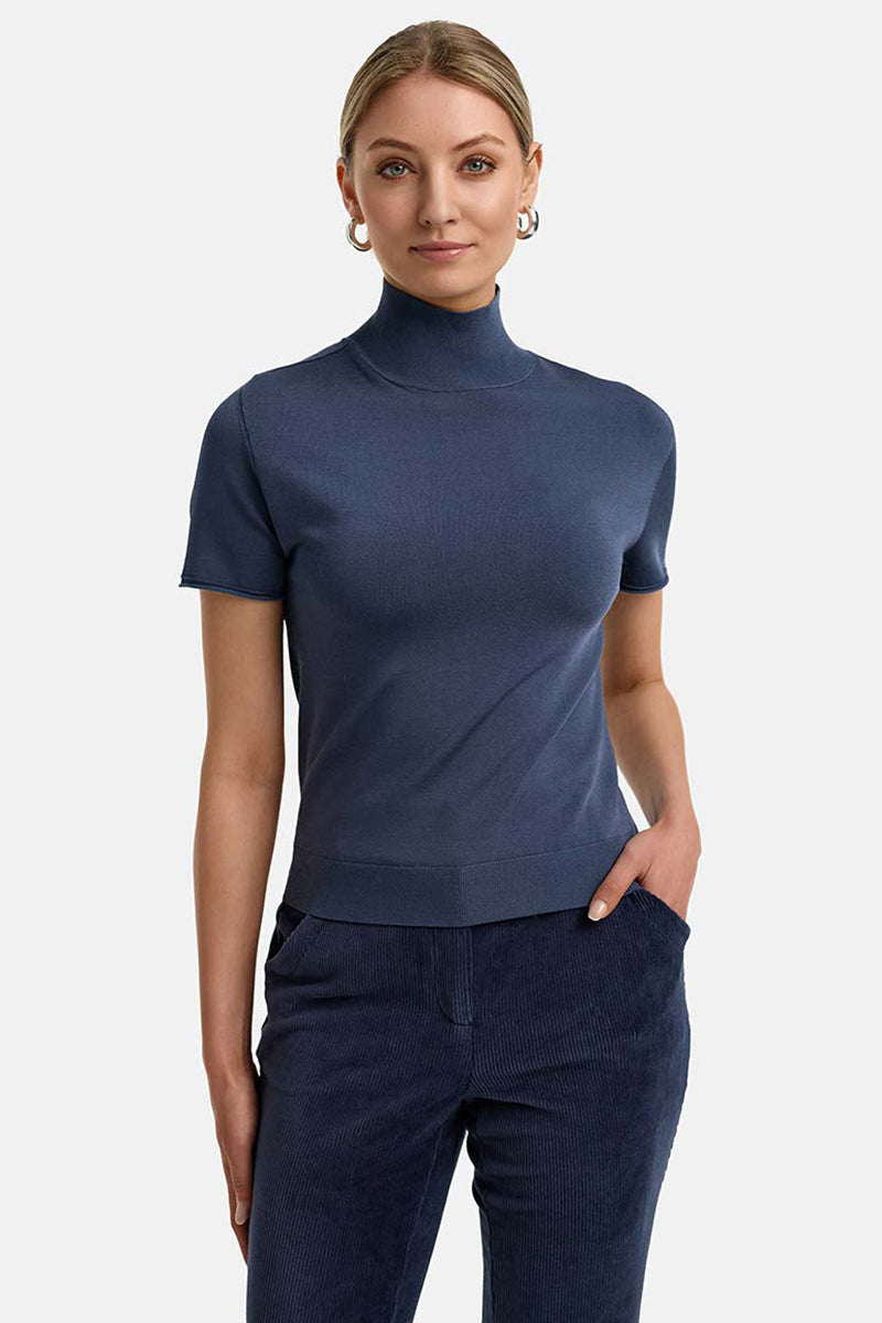 Knitted shirt in viscose