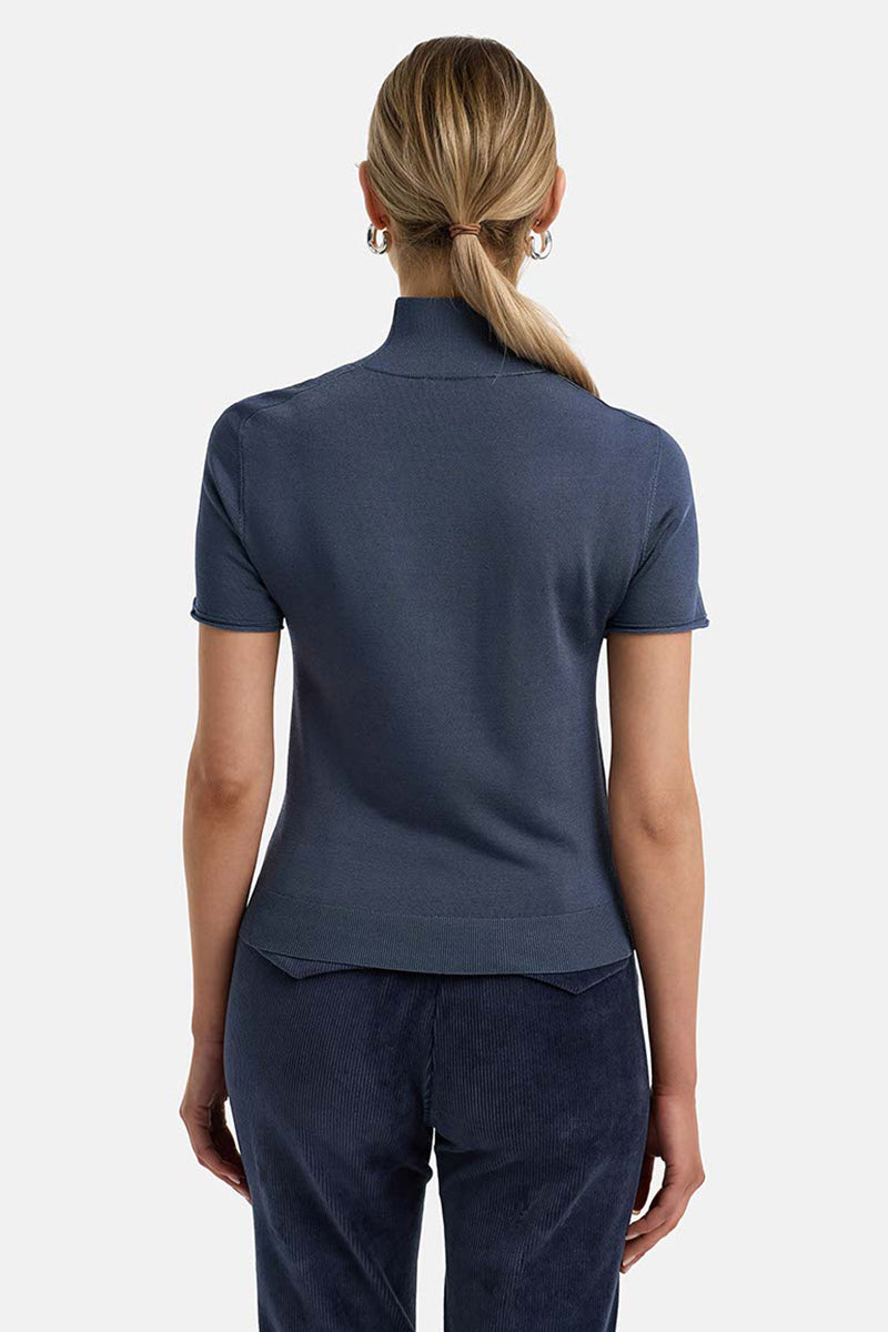 Knitted shirt in viscose