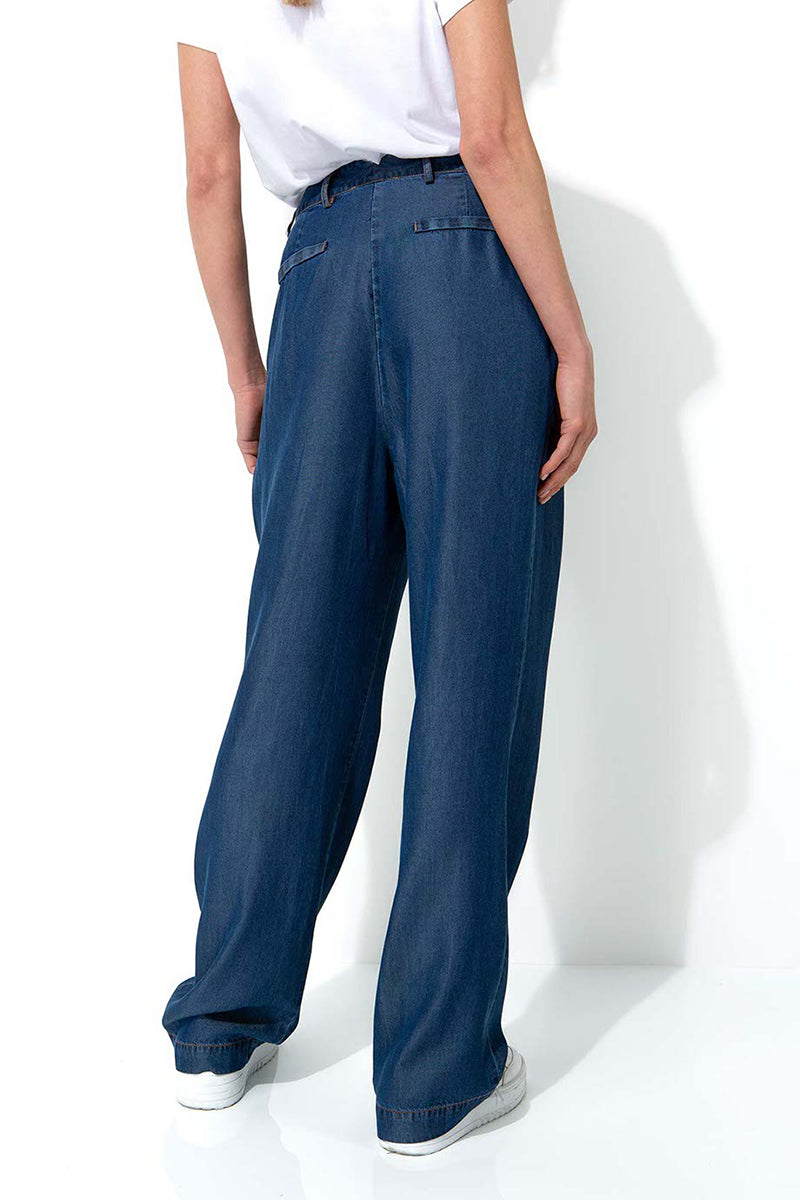 Pants in lyocell denim