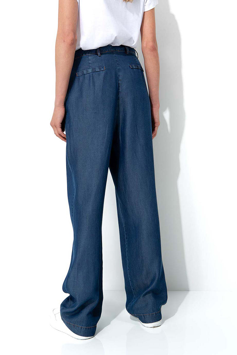 Pants in lyocell denim