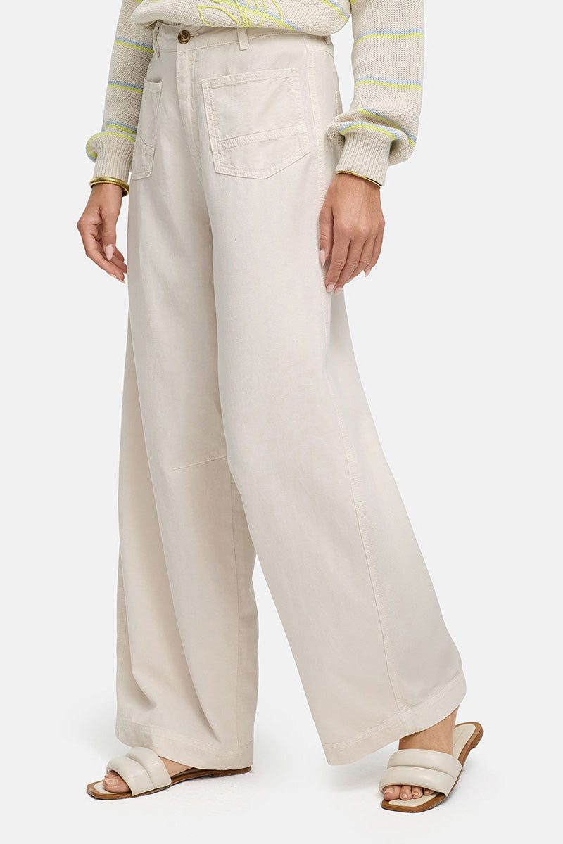 Garment-dye trousers