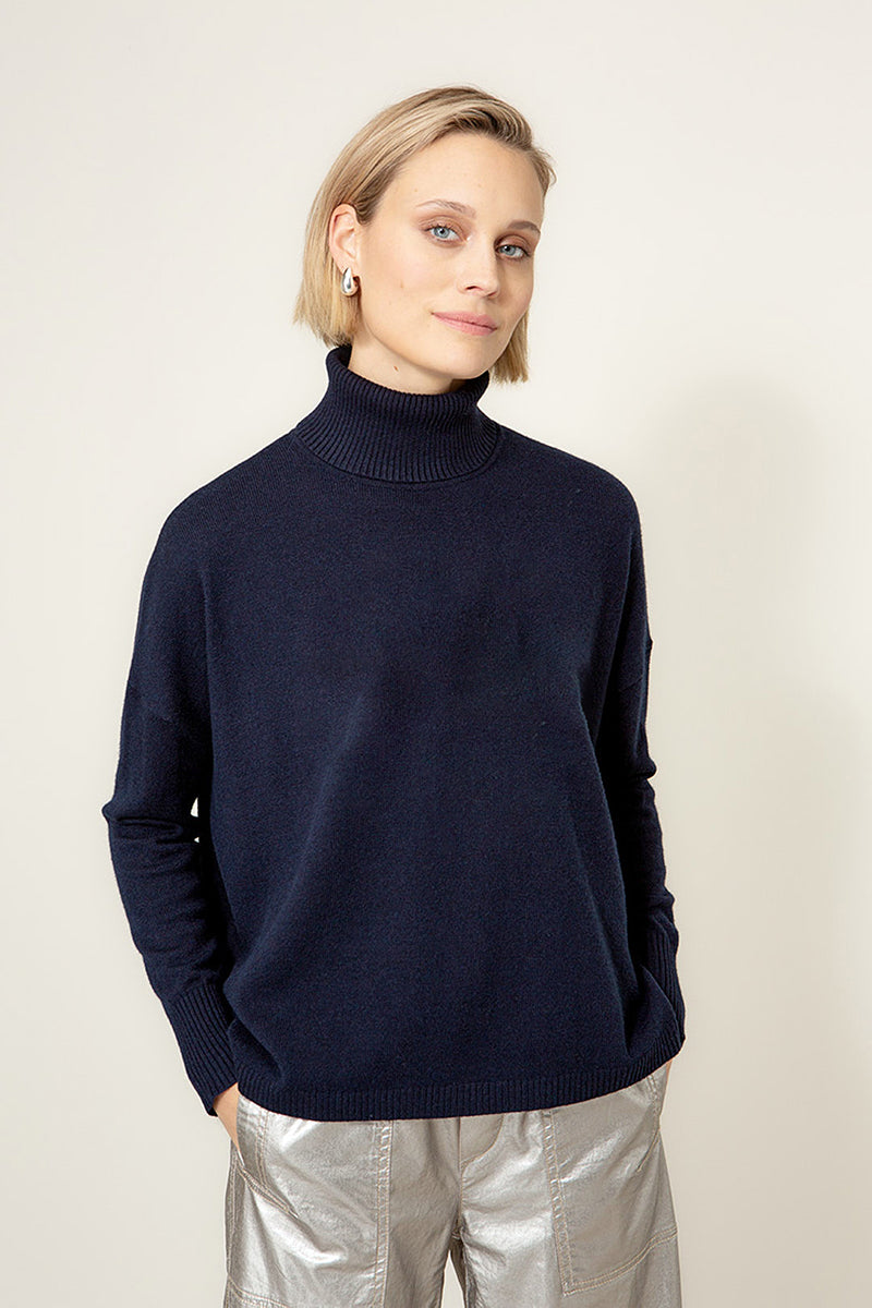 Knit sweater with merino wool
