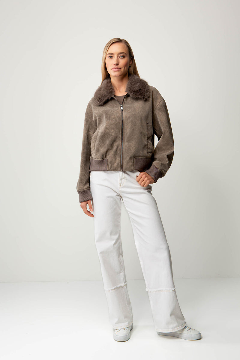 Jacket in vegan leather with faux fur collar