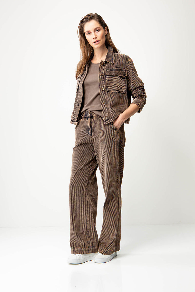 Jacket in washed courdoy