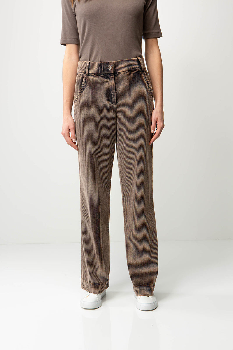 Pants in washed cord