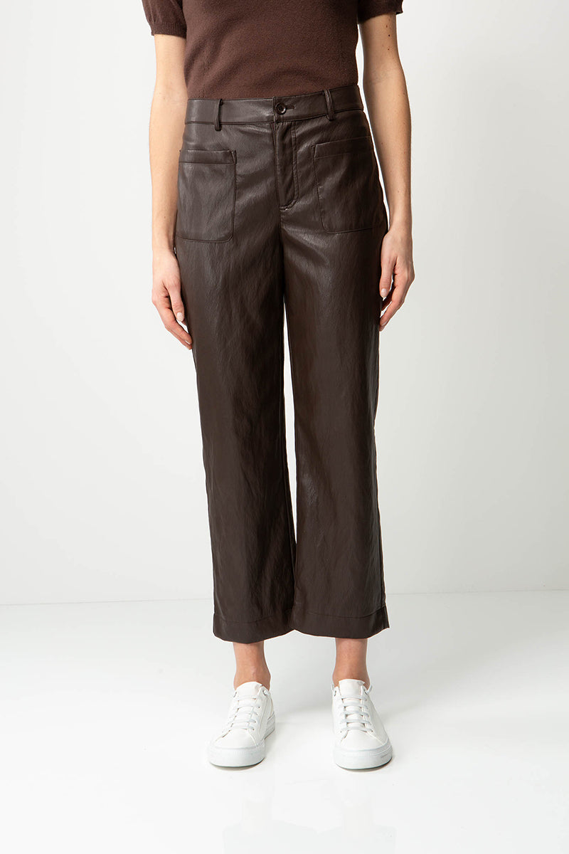 Pants in vegan leather