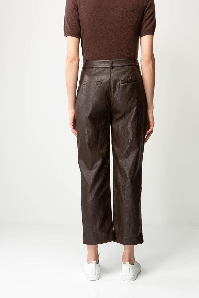 Pants in vegan leather