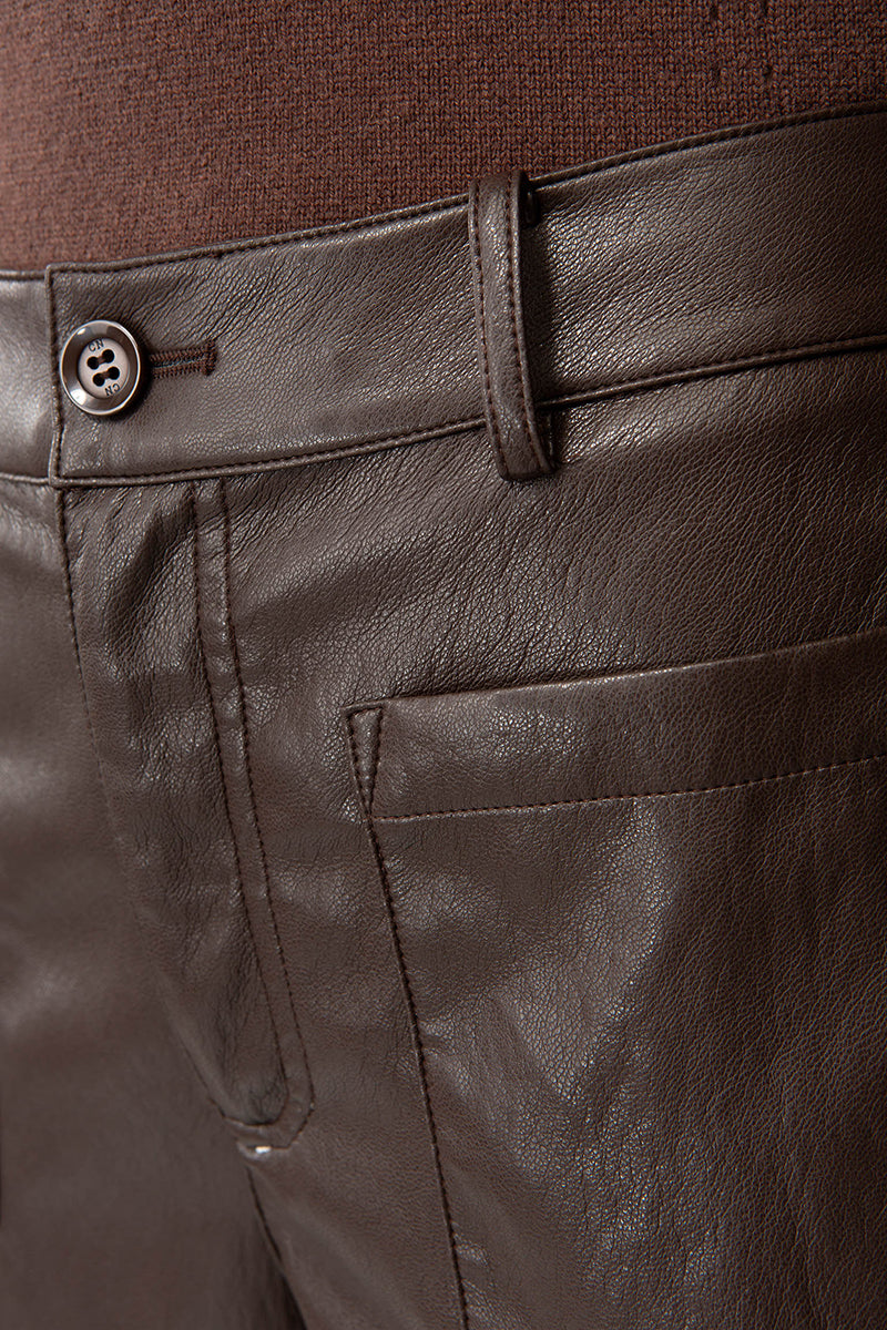 Pants in vegan leather