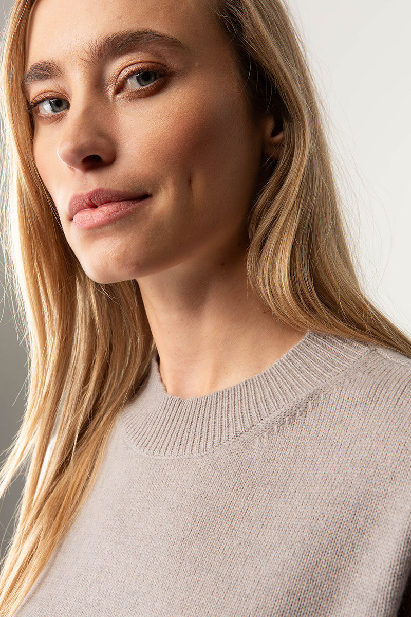 Sweater with wide waistband in merino wool