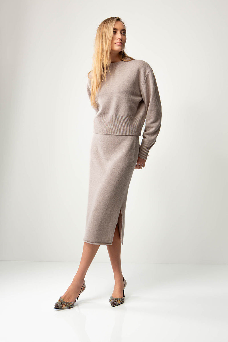 Sweater with wide waistband in merino wool