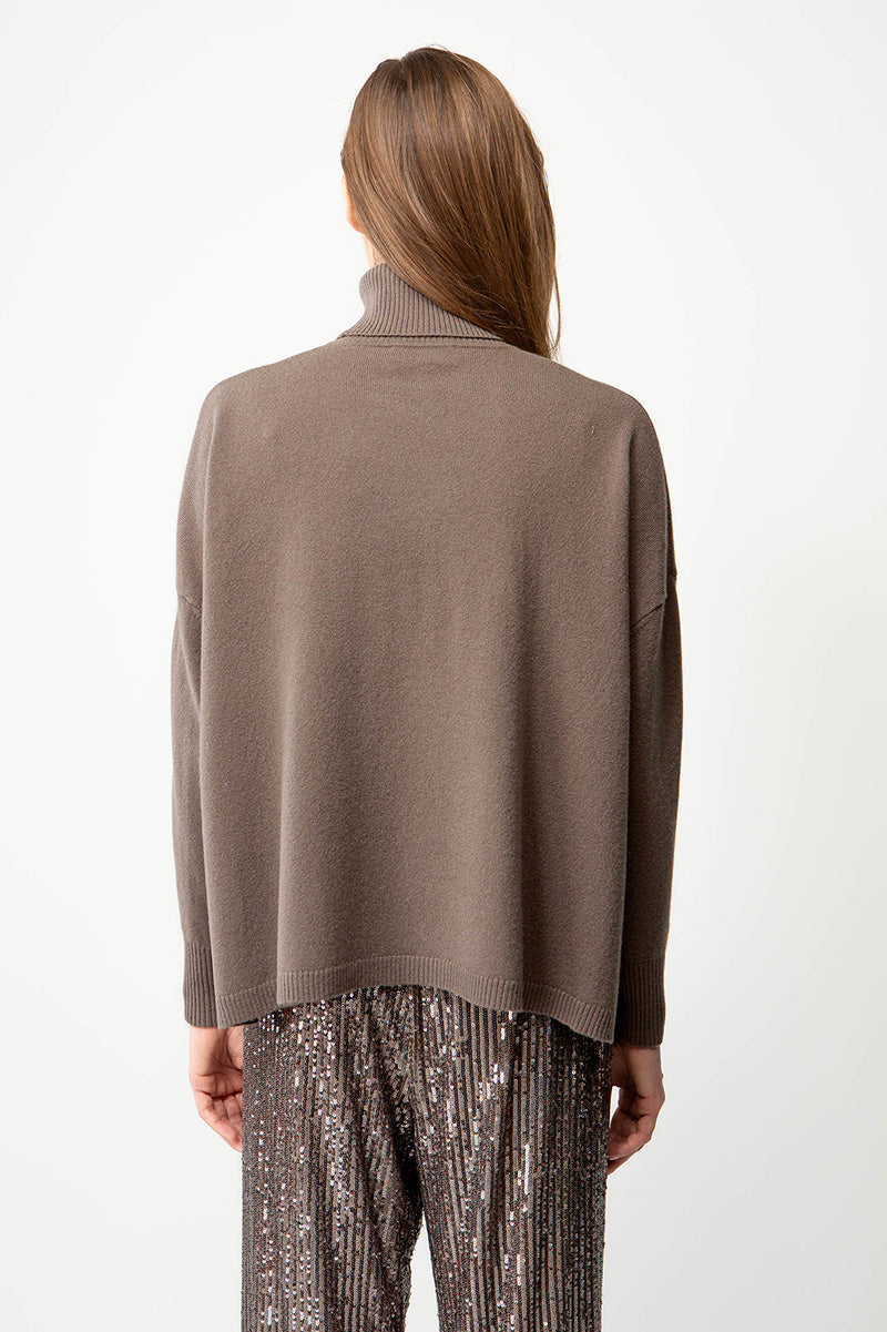 Turtleneck pullover in merino wool