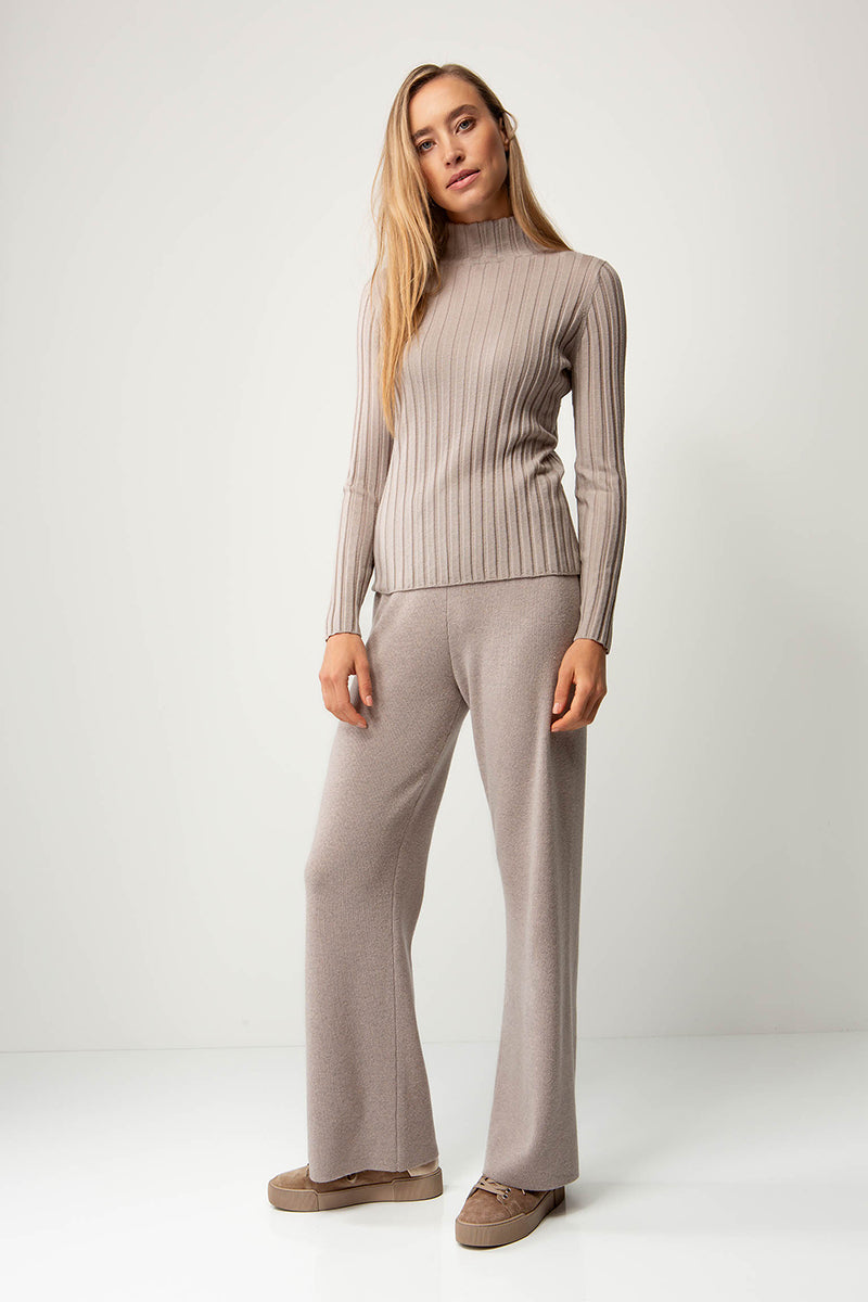 Turtleneck blouse in merino wool