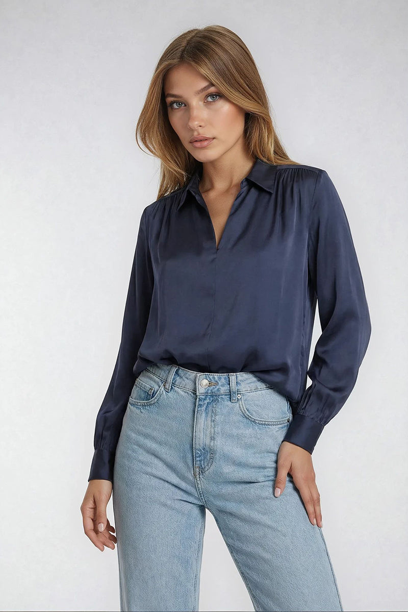 Inez blouse, open v-neck