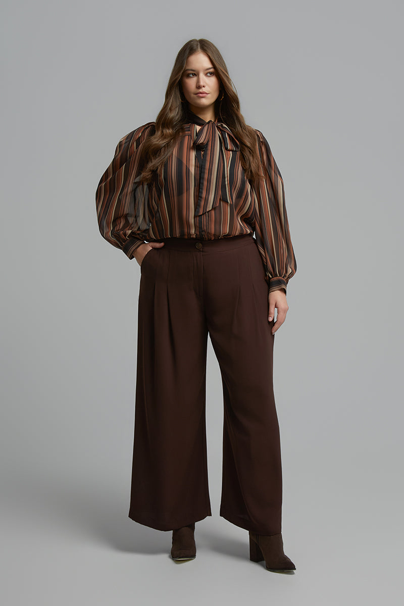 Blouse in stripes