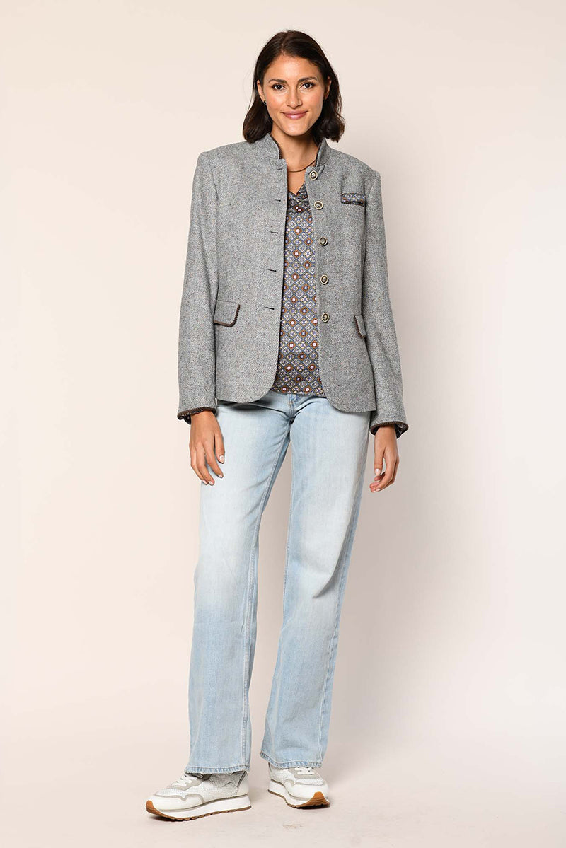 Wool jacket in herringbone pattern