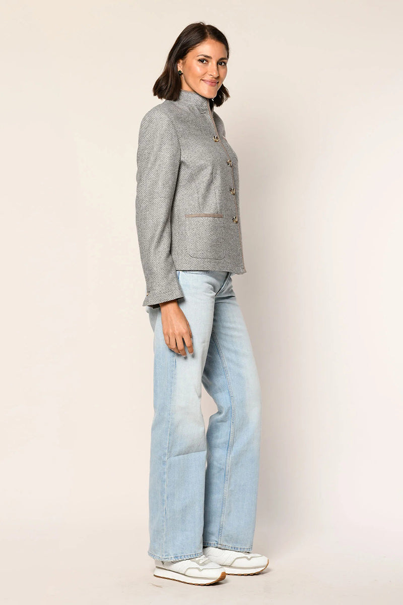 Wool jacket in peacock eye design