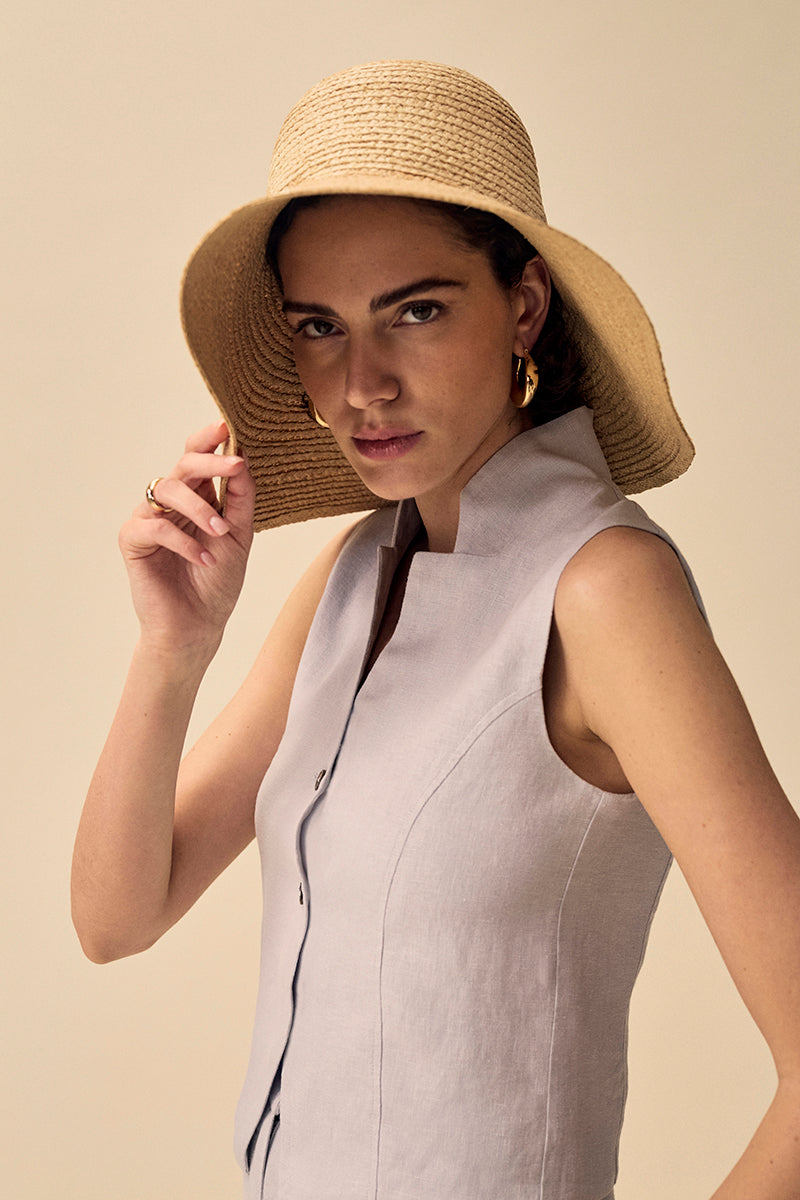 Lara Vest