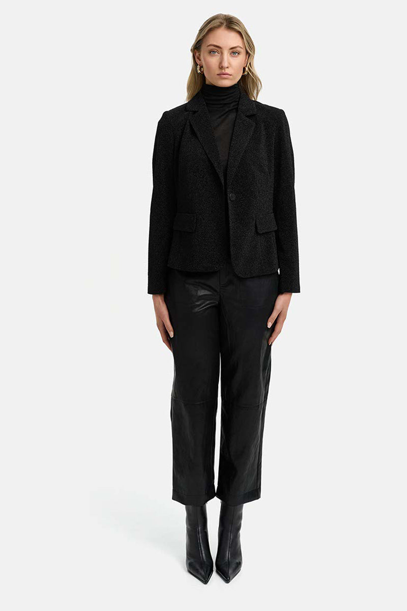 Pants in vegan leather