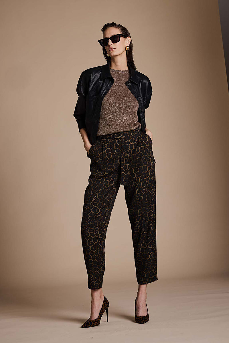 Trousers in viscose twill