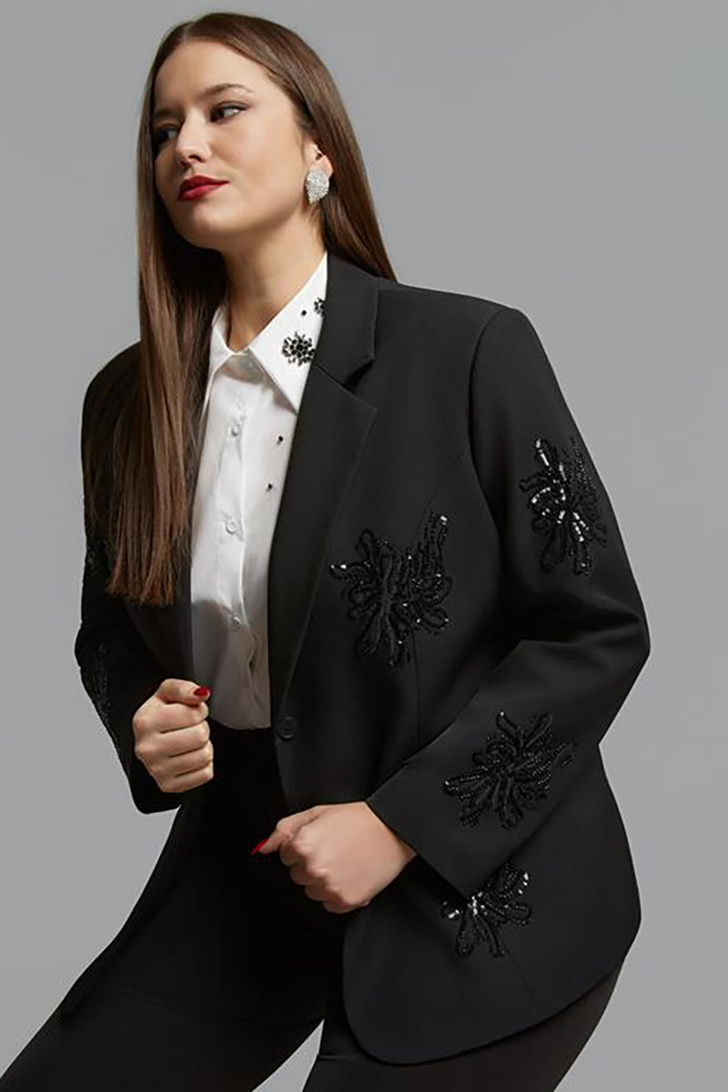 Embroidered elegance blazer