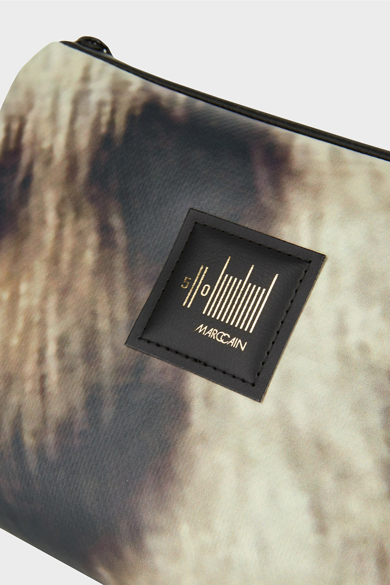 Upcycling cosmetic bag