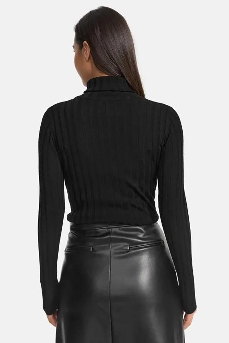 Knitted wool high neck sweater