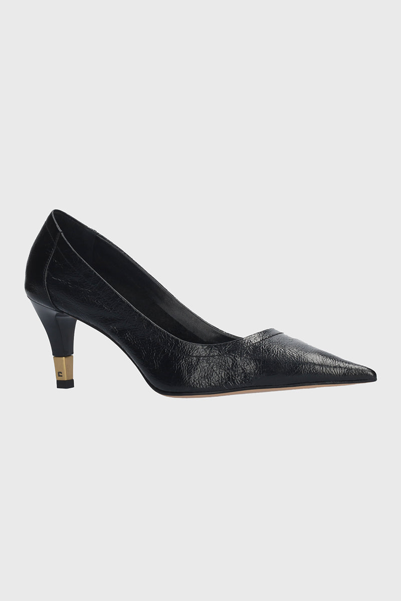 Noira pumps