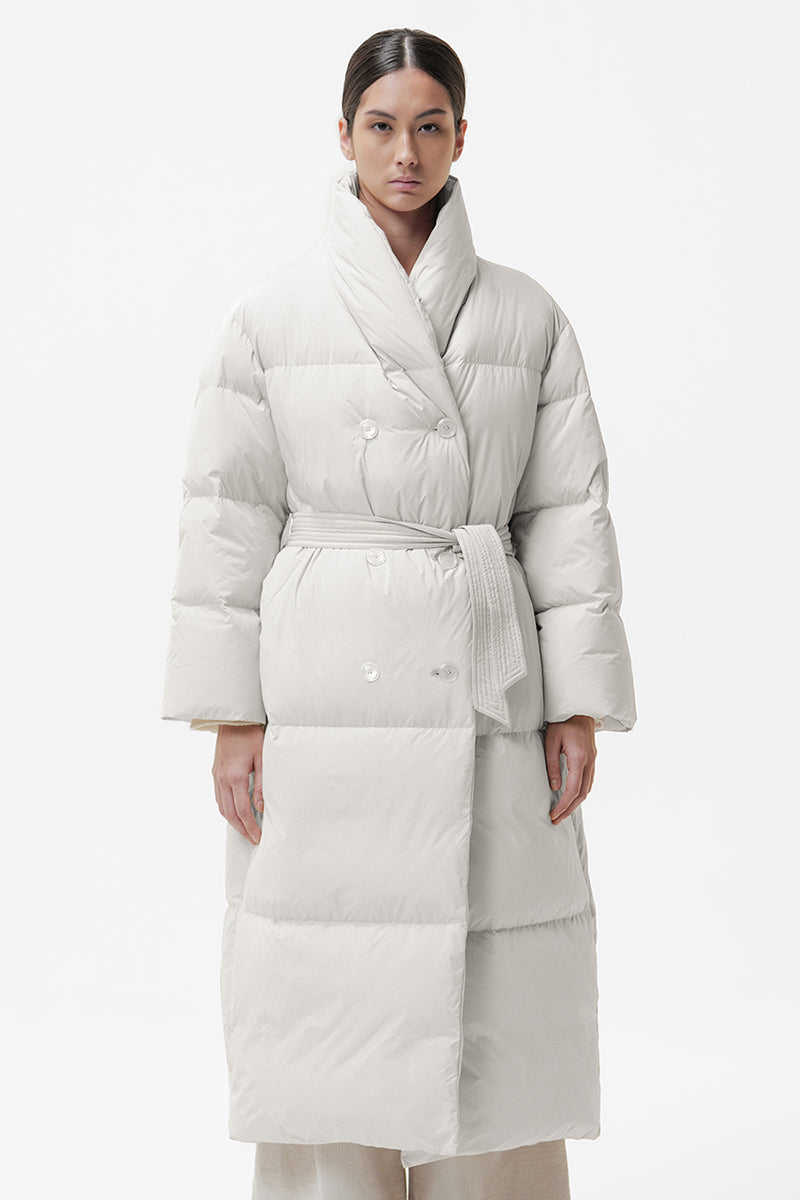 Akira Aprica down jacket