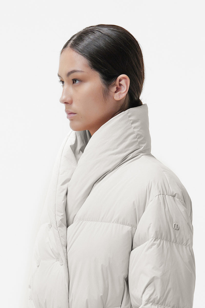 Akira Aprica down jacket