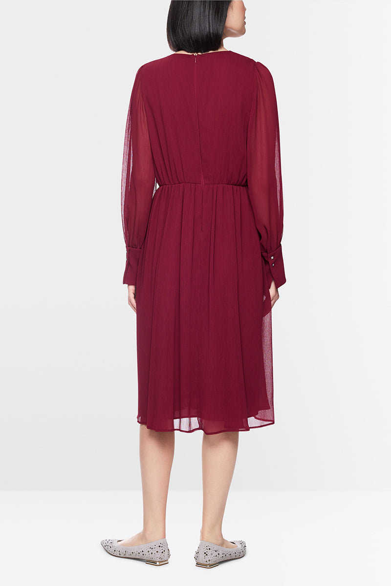 Elegant crêpe midi dress