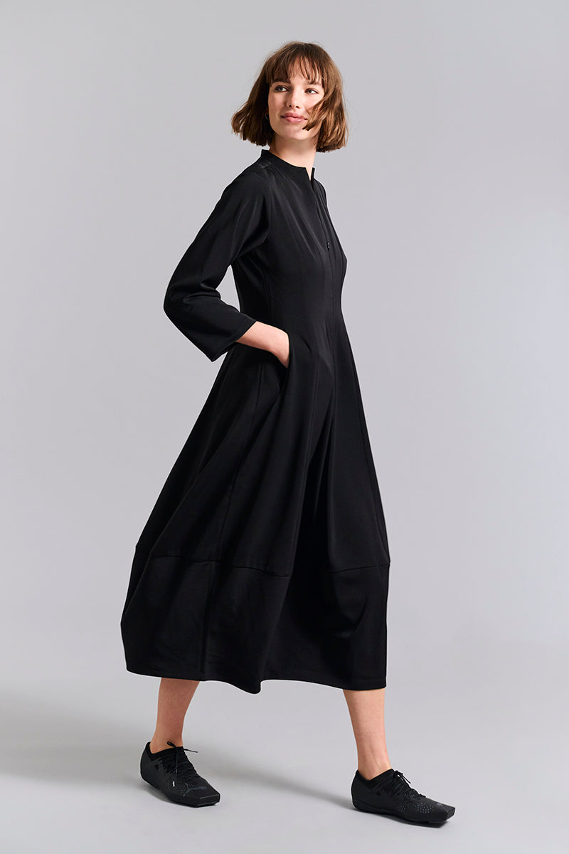 Sakura stretch dress with collar