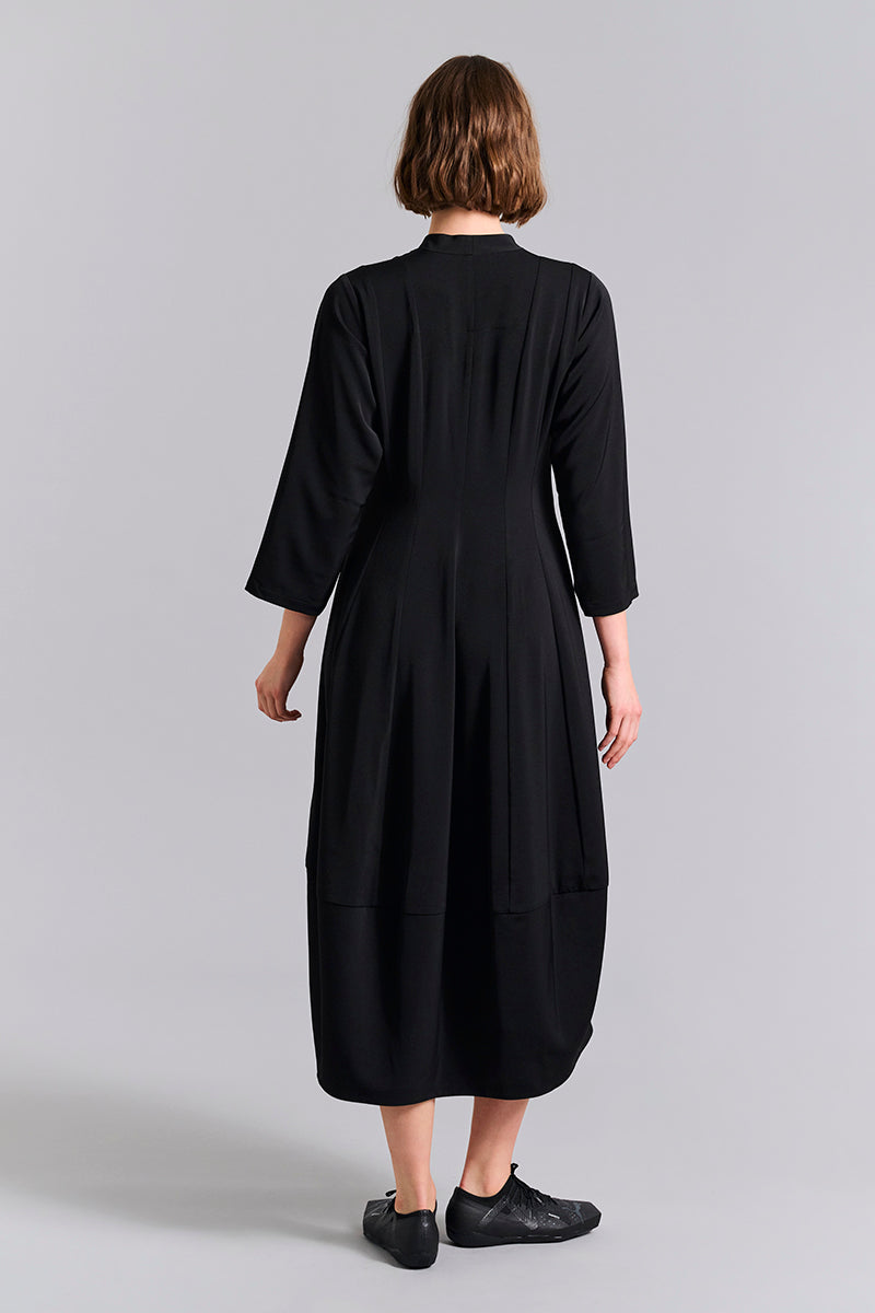 Sakura stretch dress with collar