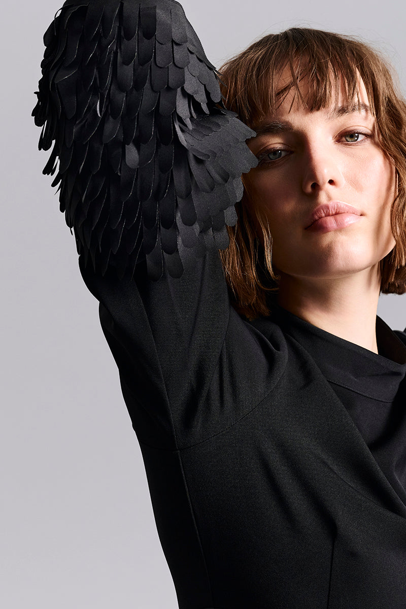 Sakura stretch dress with ruffles