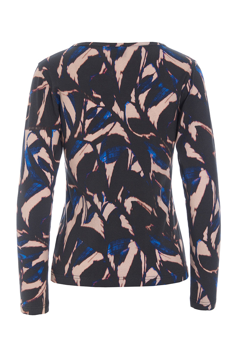 Yakumi blouse