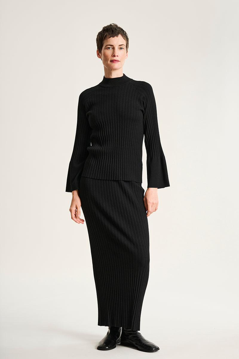 Akiko turtleneck blouse